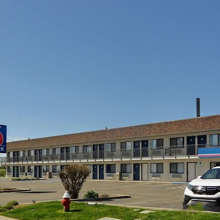 Motel 6 Ontario, Or Exteriér fotografie