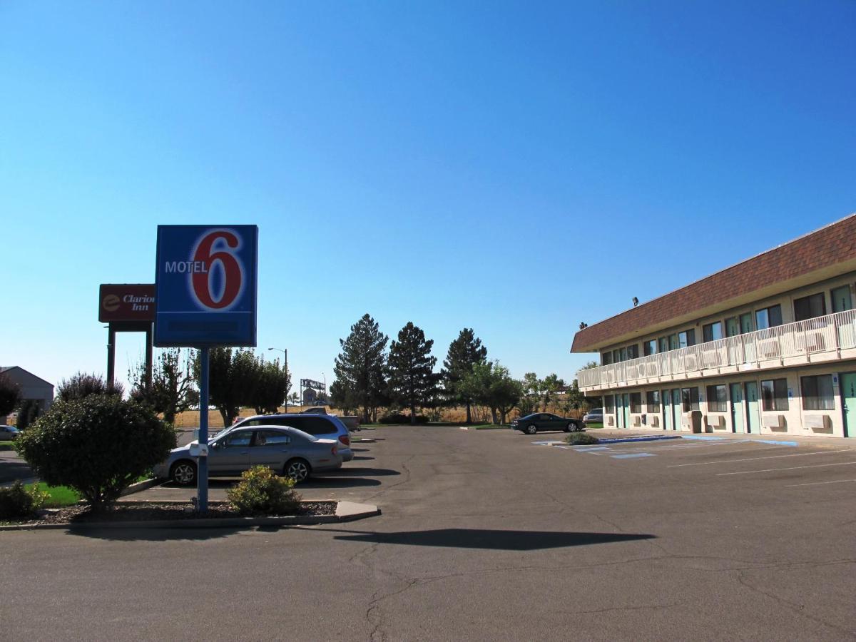 Motel 6 Ontario, Or Exteriér fotografie