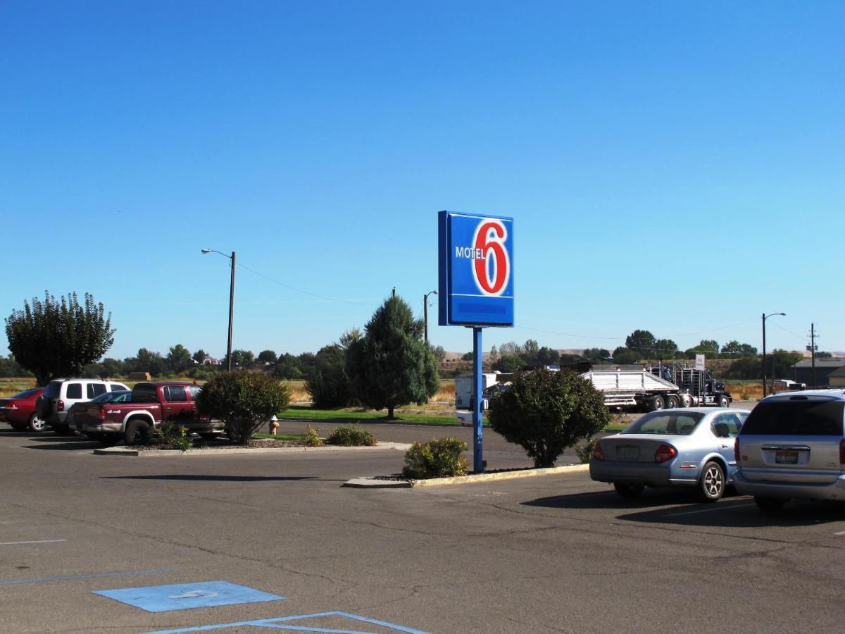 Motel 6 Ontario, Or Exteriér fotografie