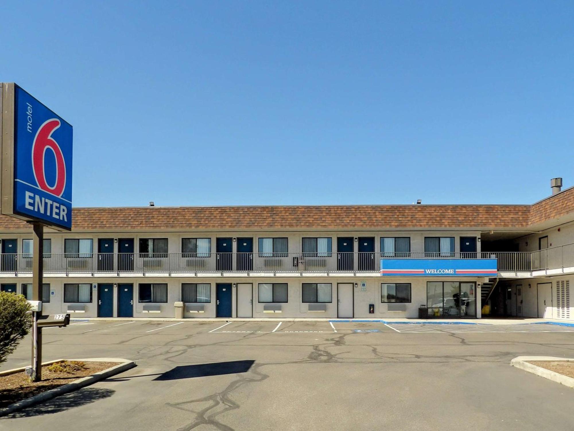 Motel 6 Ontario, Or Exteriér fotografie